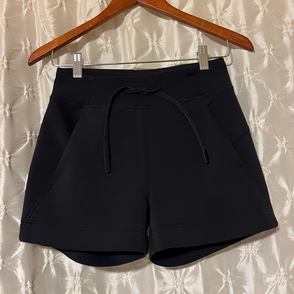 Lululemon Black In-Form Short Sporty Lounge - Picture 7 of 15